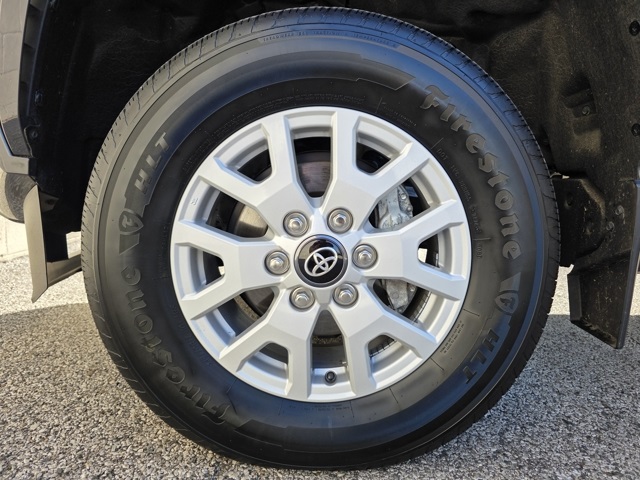 2024 Toyota Tacoma SR5 Double Cab photo 19