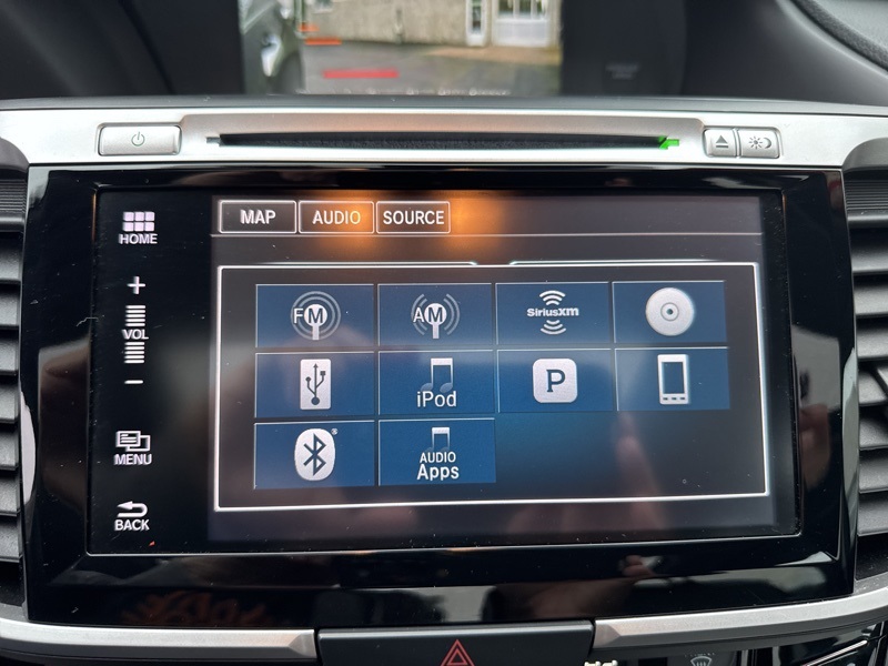 2017 Honda Accord Touring photo 31
