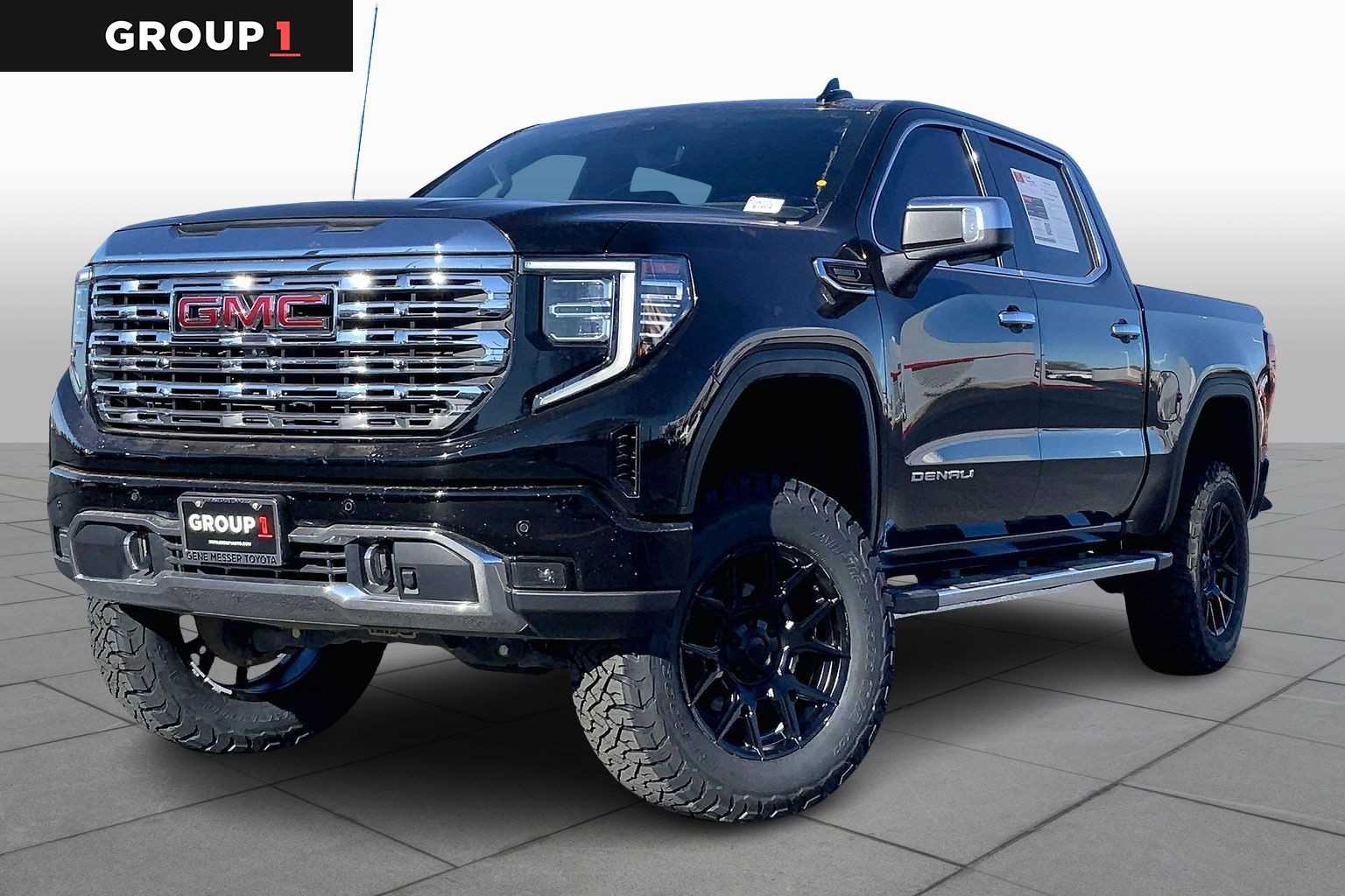2023 GMC Sierra Denali's photo