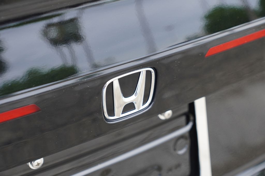 2024 Honda Accord LX photo 6