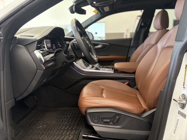 2021 Audi Q8 55 Prestige photo 13