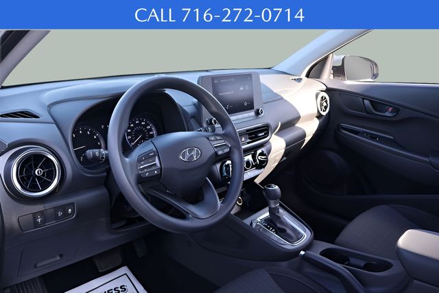 2023 Hyundai Kona SEL photo 4
