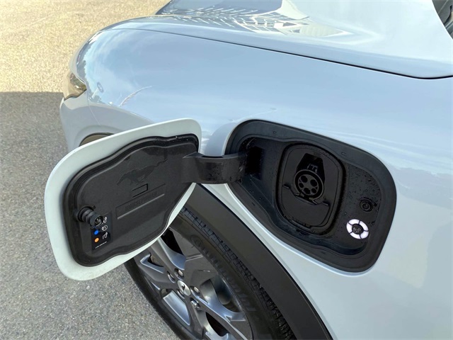 2021 Ford Mustang Mach-E Select photo 10