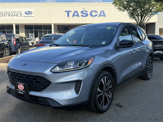 2022 Ford Escape SE's photo