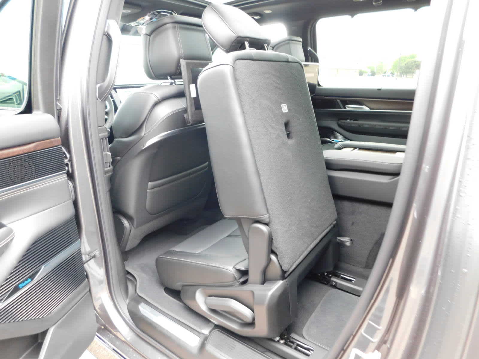 2024 Jeep Grand Wagoneer L Base photo 61