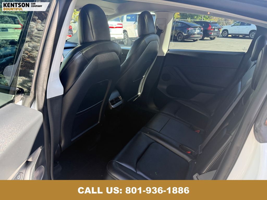 2022 Tesla Model Y Long Range photo 25