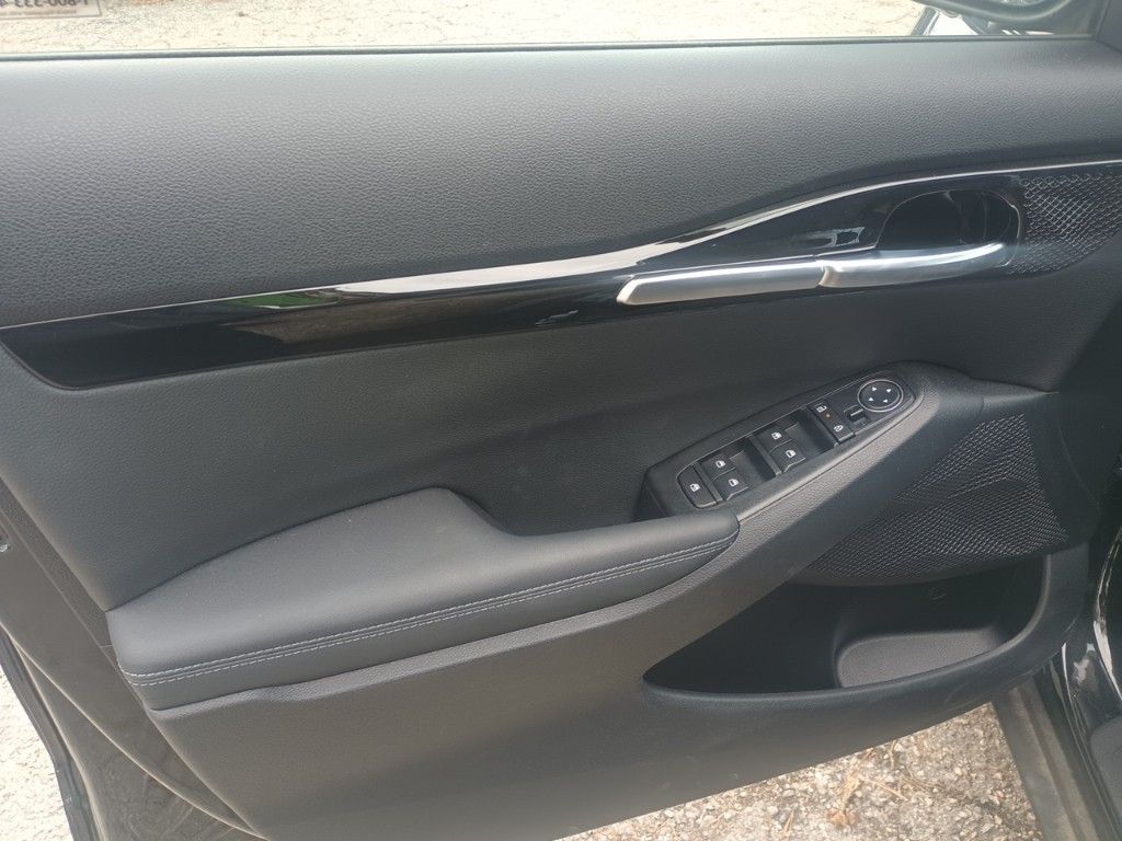 2024 Kia Seltos X-Line photo 7