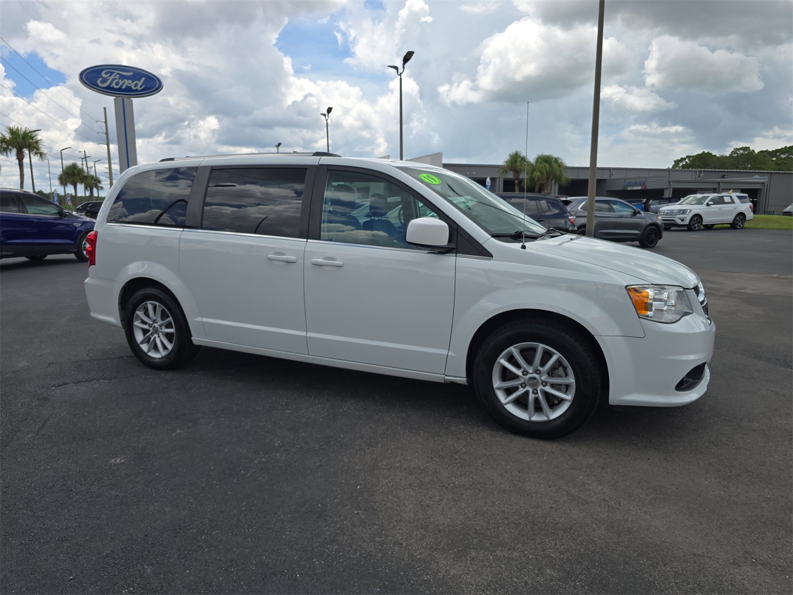 Used 2019 Dodge Grand Caravan SXT with VIN 2C4RDGCG6KR564029 for sale in Spring Hill, FL