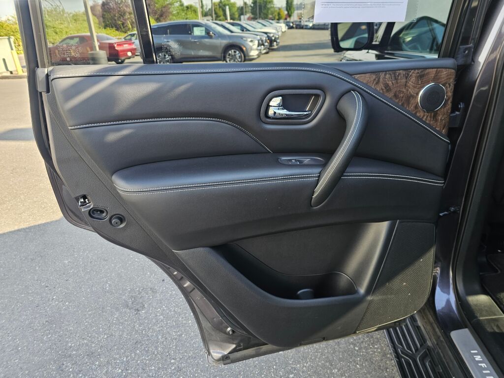 2023 Infiniti QX80 Base photo 16