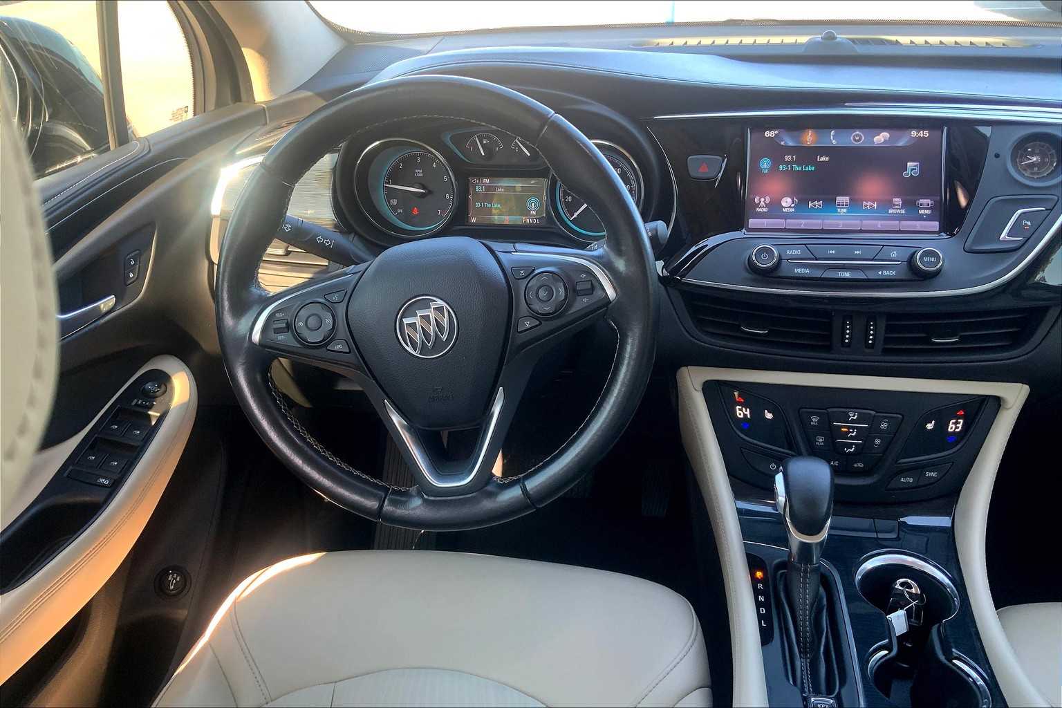 2017 Buick Envision Preferred photo 4