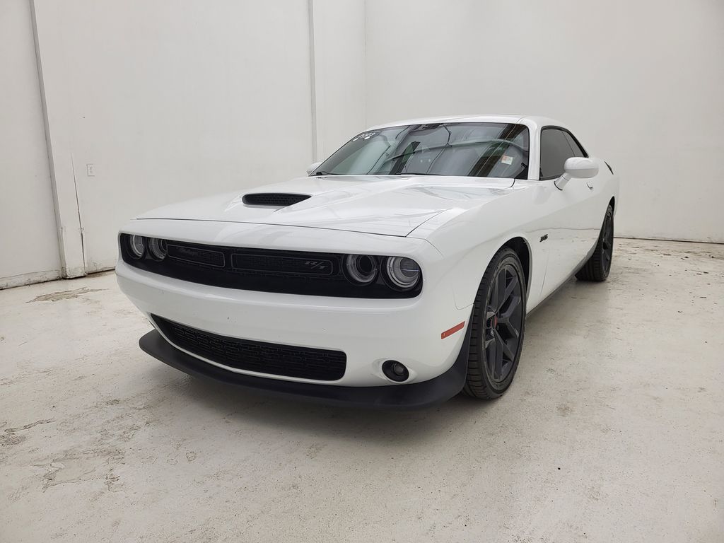 2023 Dodge Challenger R/T photo 8