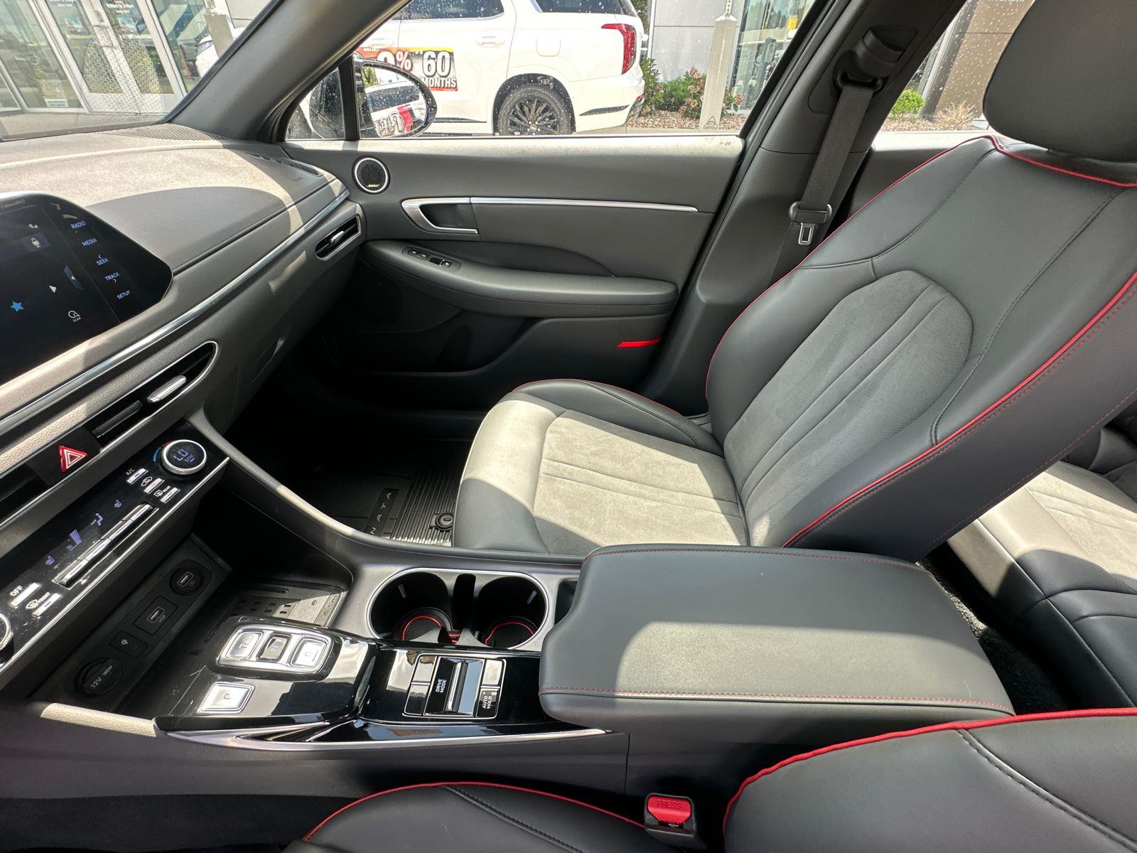2021 Hyundai Sonata SEL Plus photo 24