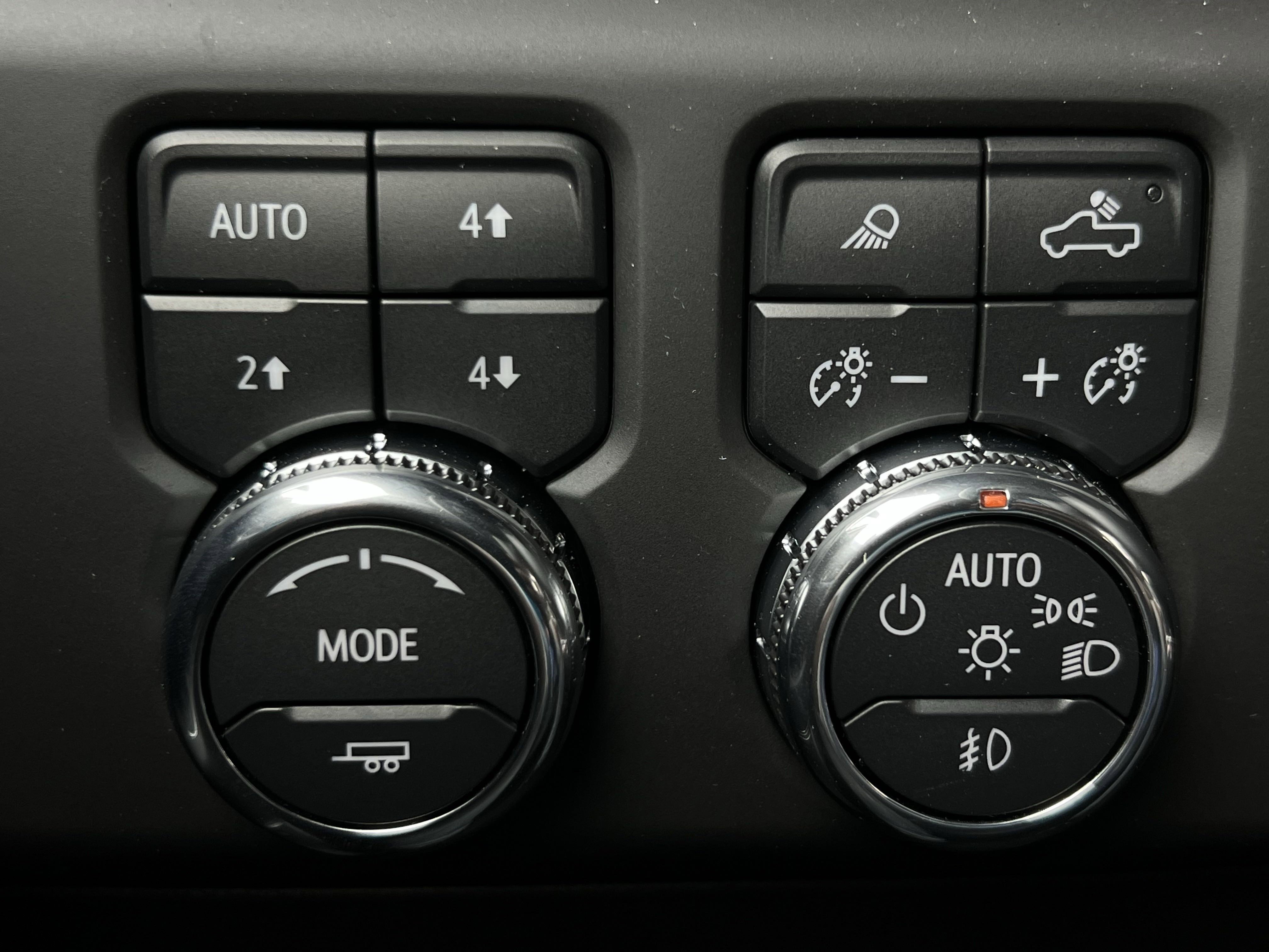 New 2025 Downpour Metallic GMC Denali image 15