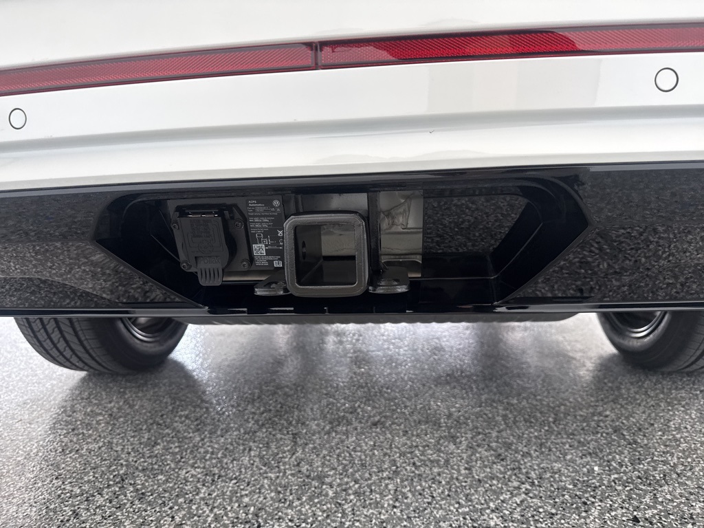 2026 Volkswagen Atlas SEL Premium R-Line photo 7