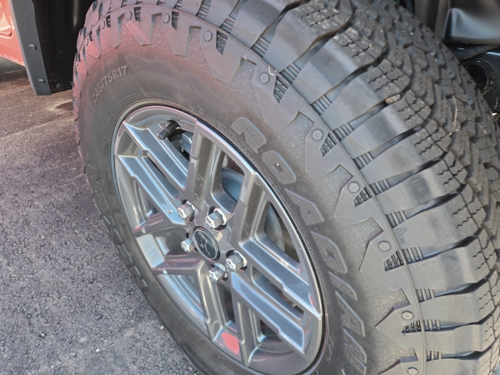 2025 Jeep Wrangler Sport S photo 4