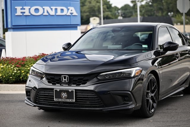 2022 Honda Civic Sport photo 2