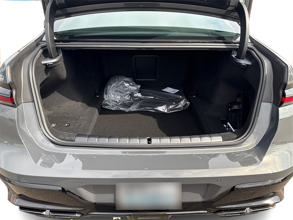 2025 Bmw 760i xDrive photo 13