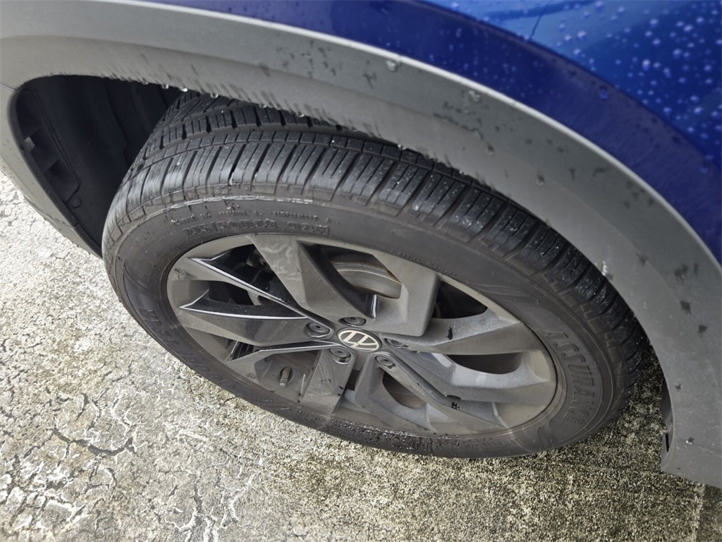 2022 Volkswagen Taos SE photo 4