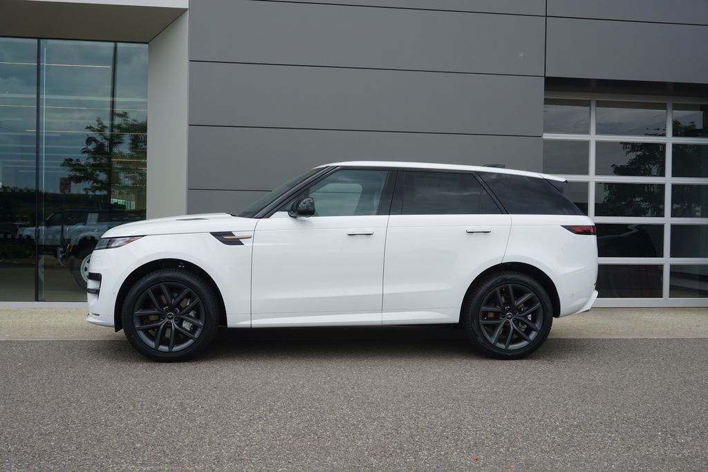 2025 Land Rover Range Rover Sport SE photo 7