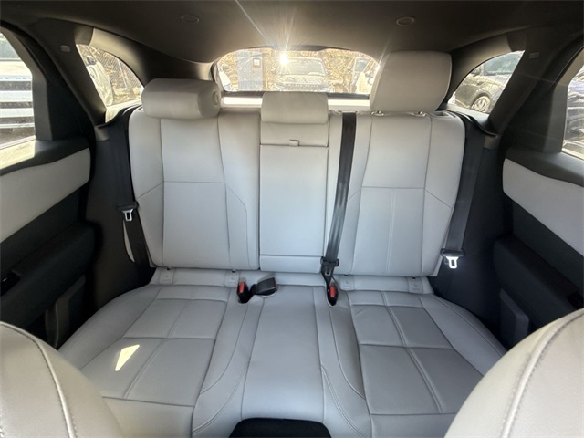 2026 Land Rover Range Rover Velar S photo 5