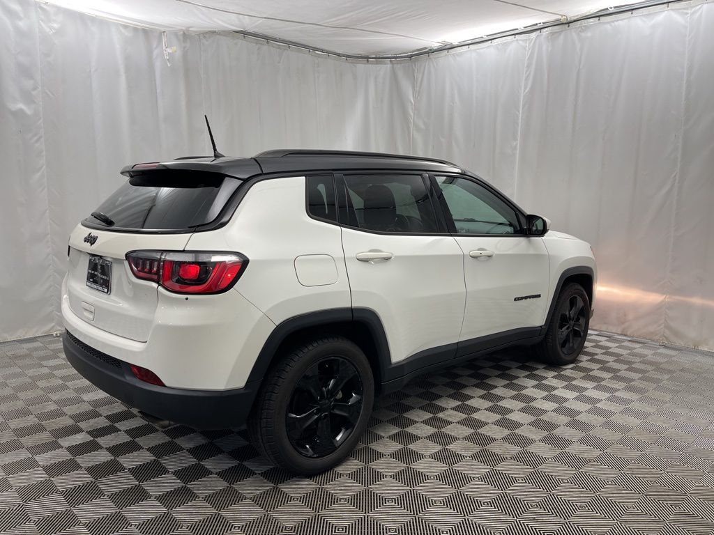 2018 Jeep Compass Altitude photo 2