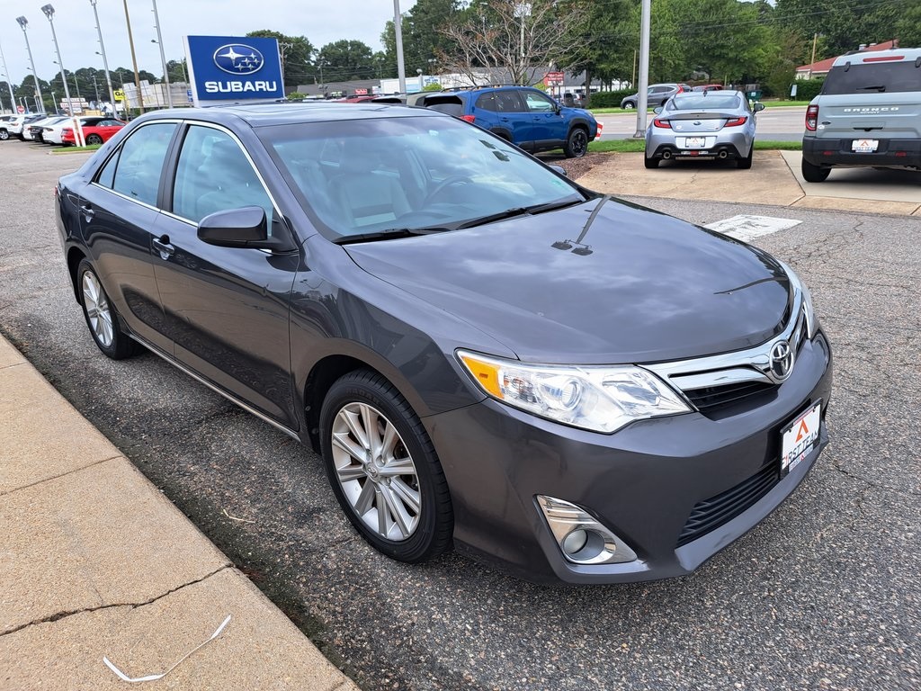 2012 Toyota Camry XLE photo 5
