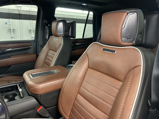 2023 Gmc Yukon Denali Ultimate photo 4