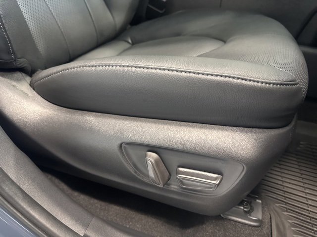 2024 Toyota Grand Highlander Platinum photo 26