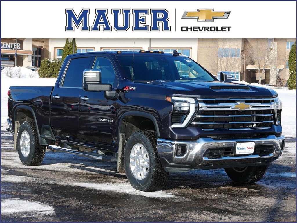 2024 Chevrolet Silverado 3500HD LTZ's photo