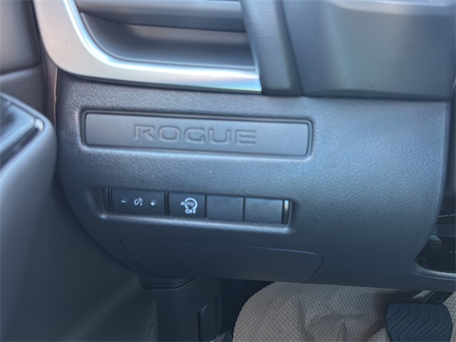 2026 Nissan Rogue S photo 29