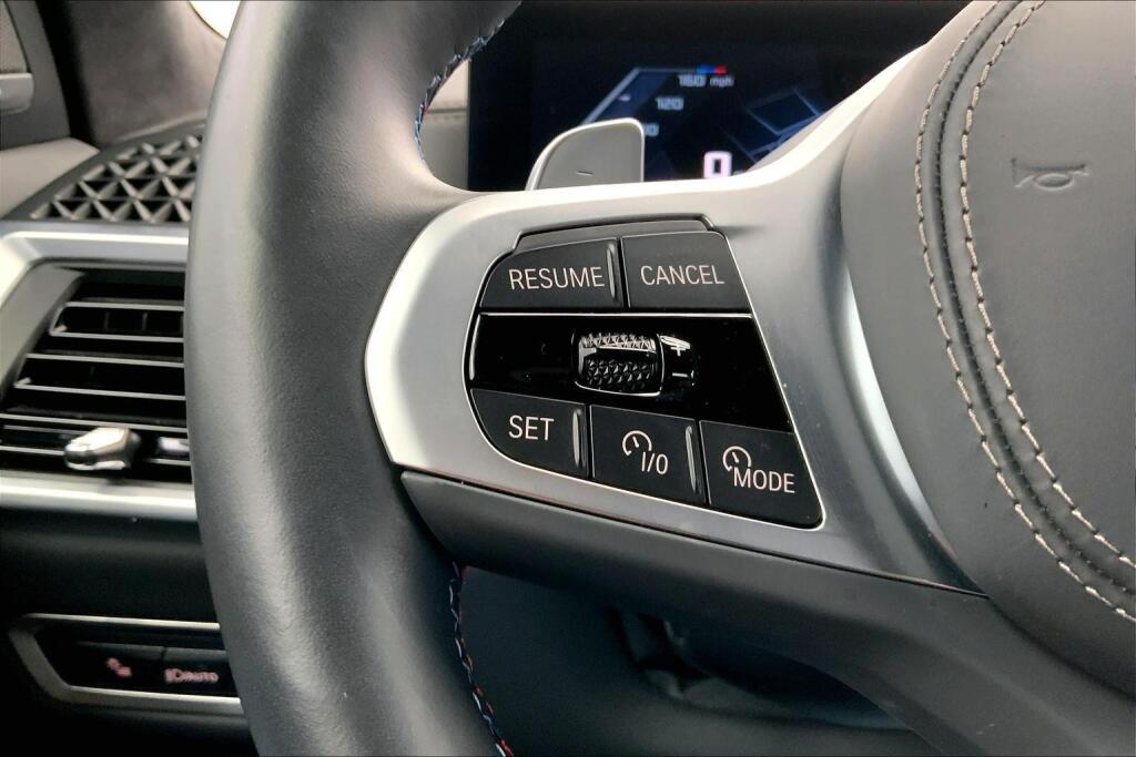 2025 Bmw X7 M60i photo 9