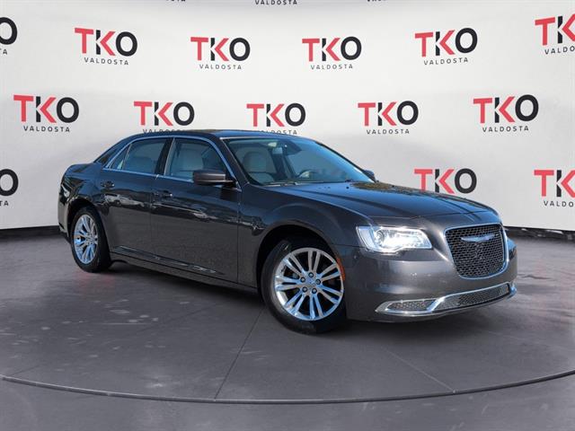 Used 2018 Chrysler 300 Touring with VIN 2C3CCAAG1JH130246 for sale in Valdosta, GA