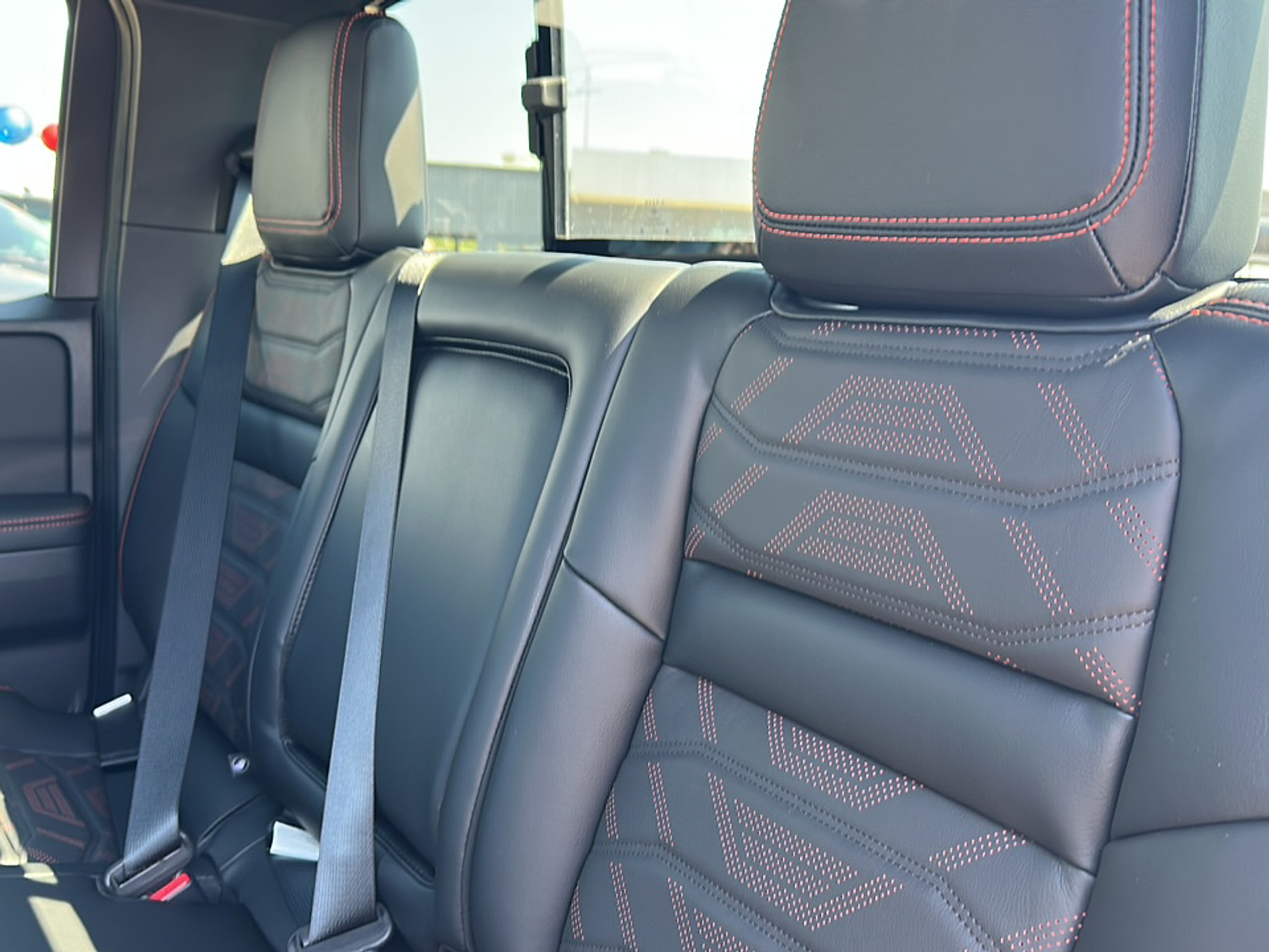 2026 Nissan Frontier Crew Cab PRO-X photo 4