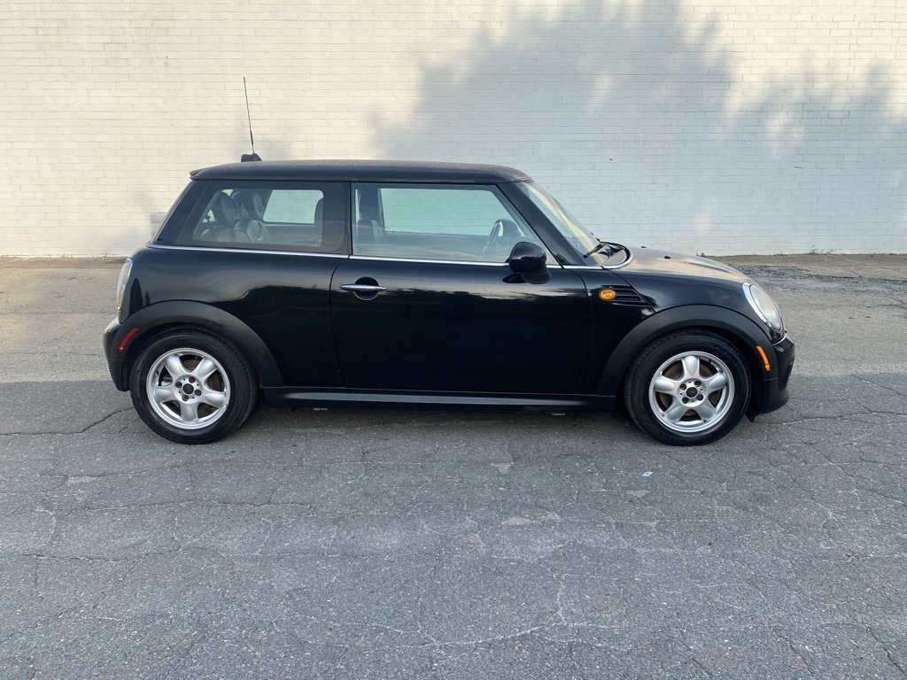 2011 MINI Cooper