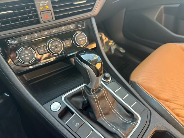 2024 Volkswagen Jetta 1.5T SEL photo 17