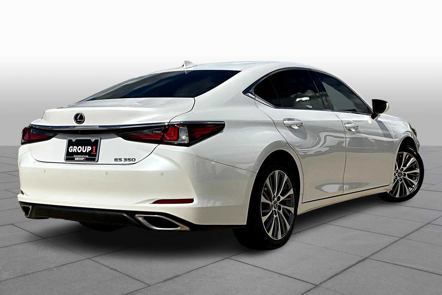 2020 Lexus ES 350 Luxury photo 11