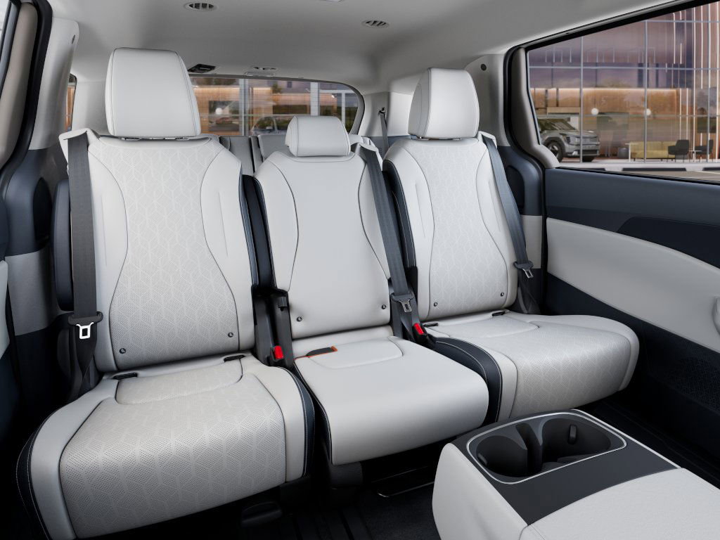 2026 Kia Carnival EX photo 15