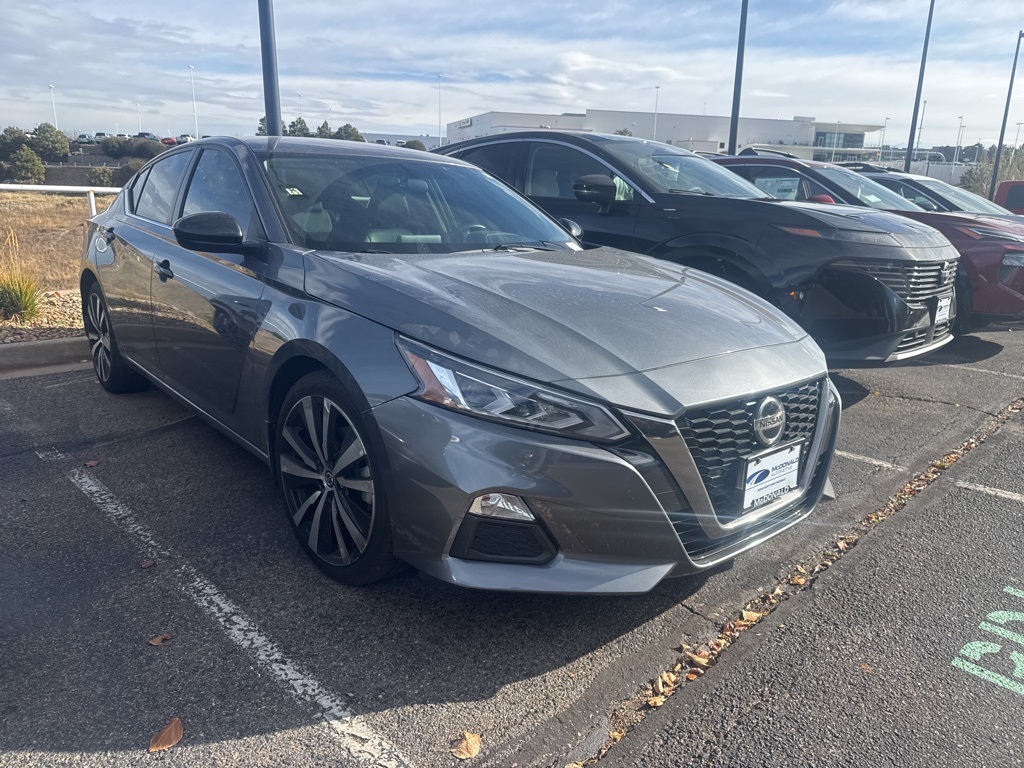 2019 Nissan Altima 2.5 SR photo 4