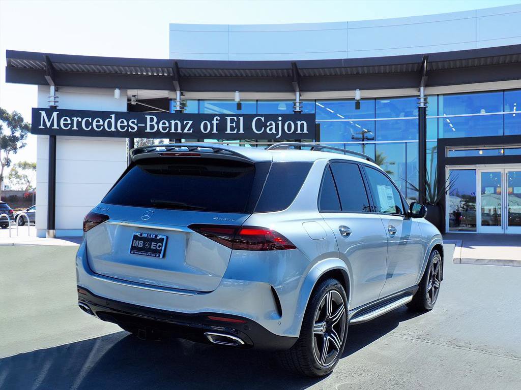 2026 Mercedes Benz GLE 580 4MATIC photo 3