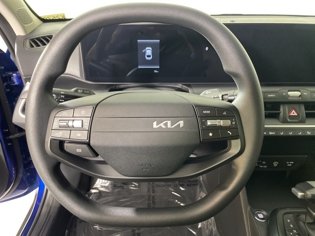 2025 Kia K4 LXS photo 20