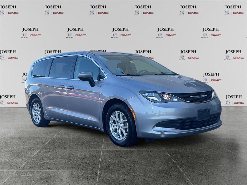 2017 Chrysler Pacifica LX