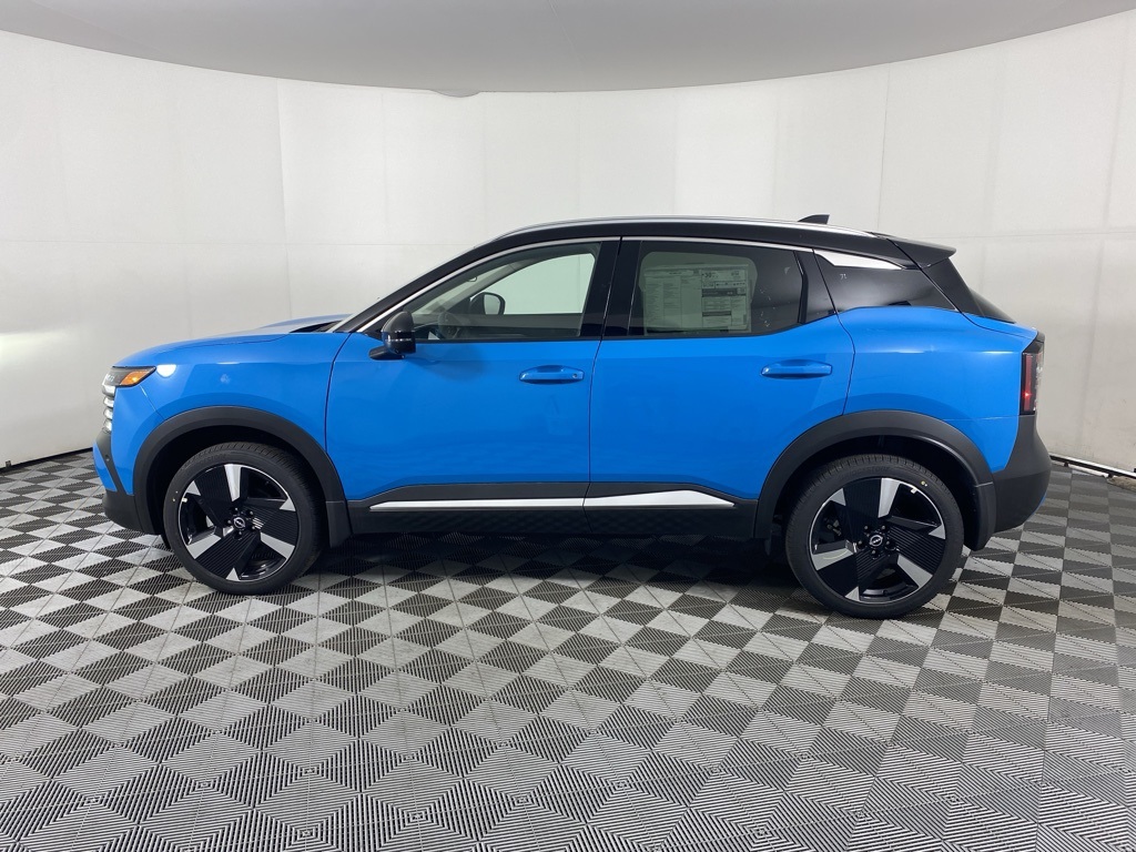 2025 Nissan Kicks SR photo 4