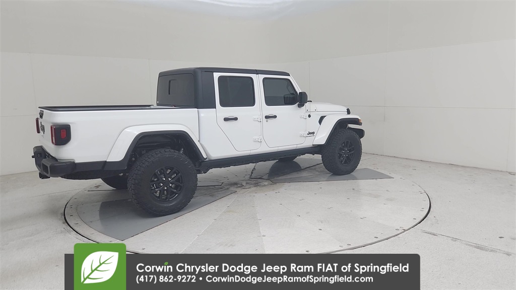 2022 Jeep Gladiator Sport photo 15