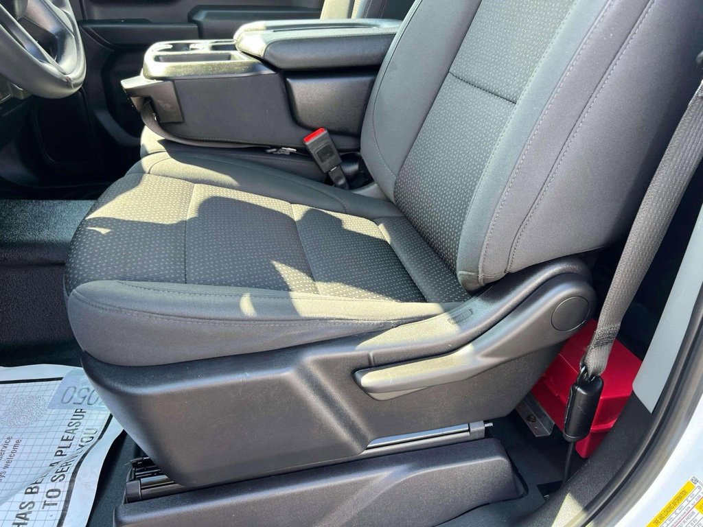 2024 Chevrolet Silverado 1500 photo 16