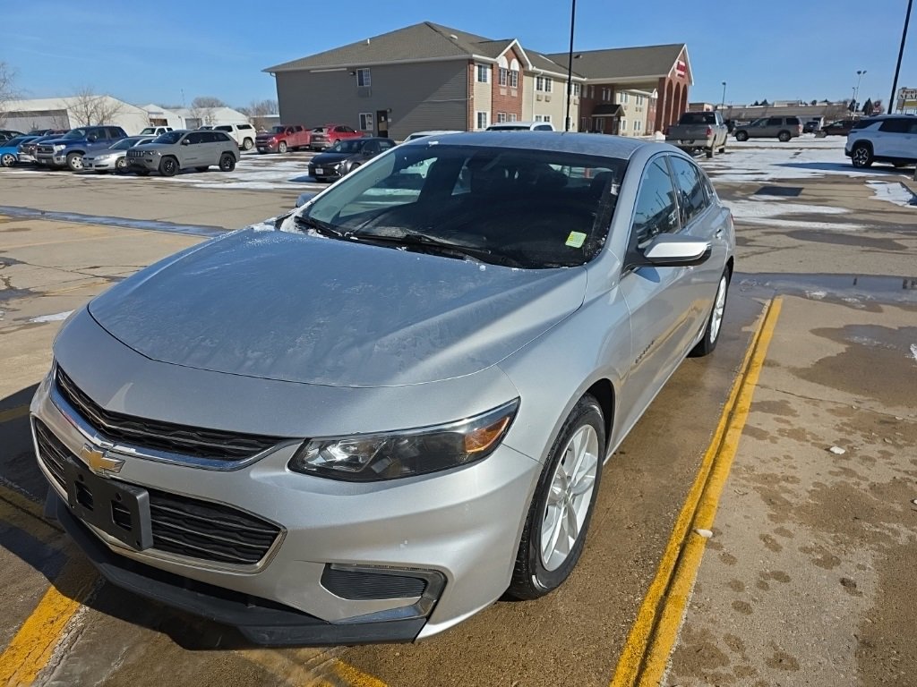 Used 2016 Chevrolet Malibu 1LT with VIN 1G1ZE5STXGF299087 for sale in Spirit Lake, IA