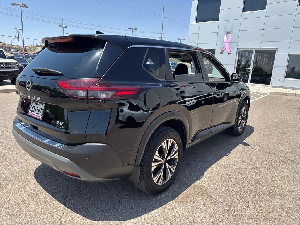 2023 Nissan Rogue SV photo 8