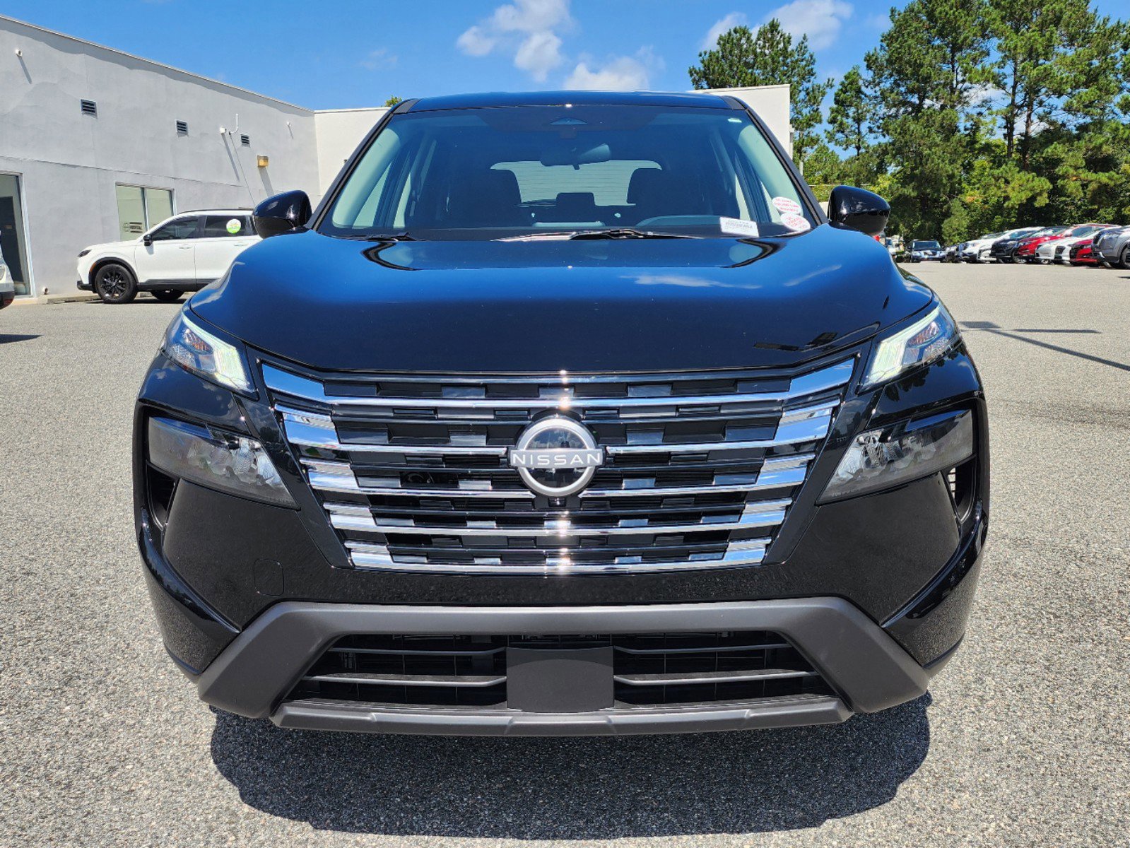 2026 Nissan Rogue SV photo 9