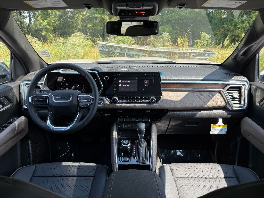 2026 Gmc Canyon Denali photo 33