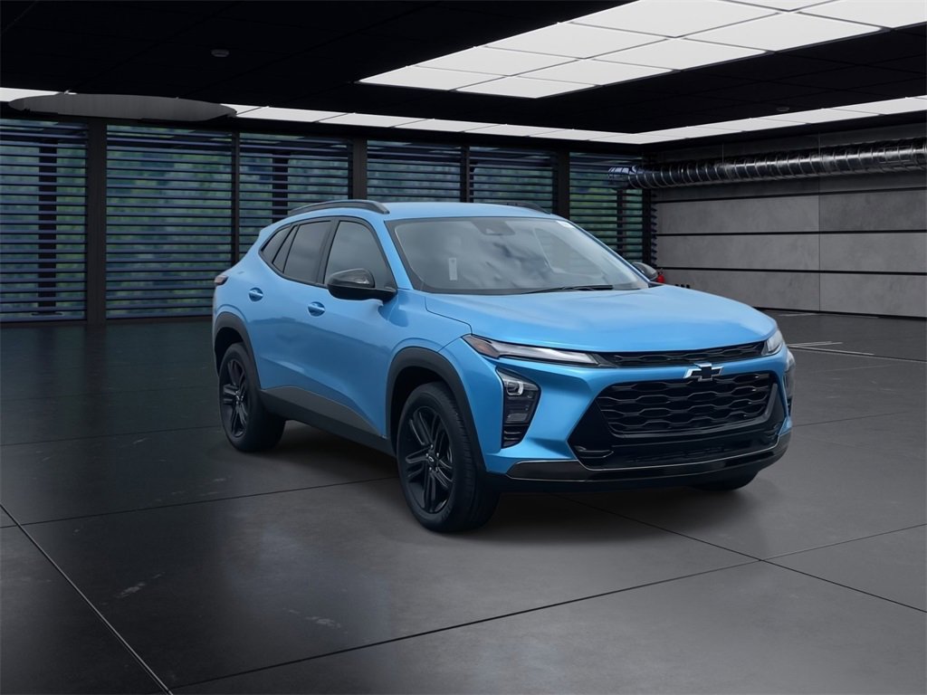 2025 Chevrolet Trax ACTIV photo 2