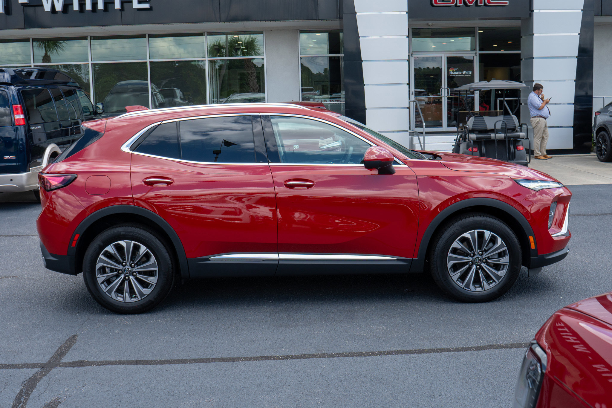 2025 Buick Envision Preferred photo 2